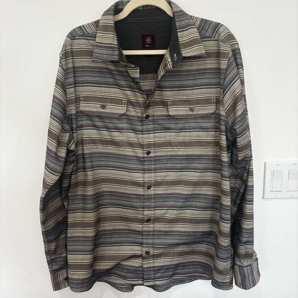 SwissTech Grey White Striped Button Down Shirt Men’s Large 42-44